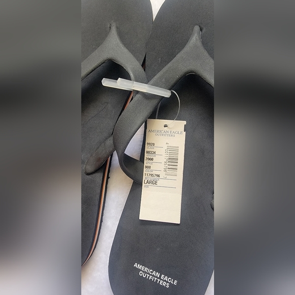 NWT American Eagle Flip Flop Sandals Black 10/11 - Picture 2 of 4